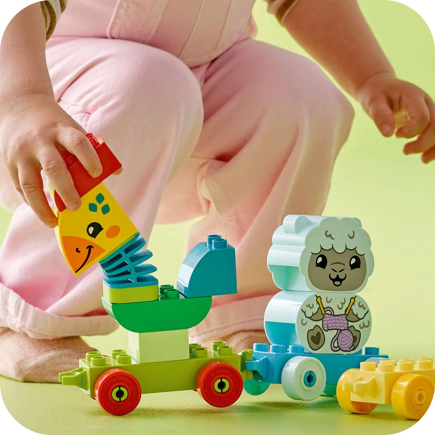 Конструктор LEGO DUPLO Поезд с животными