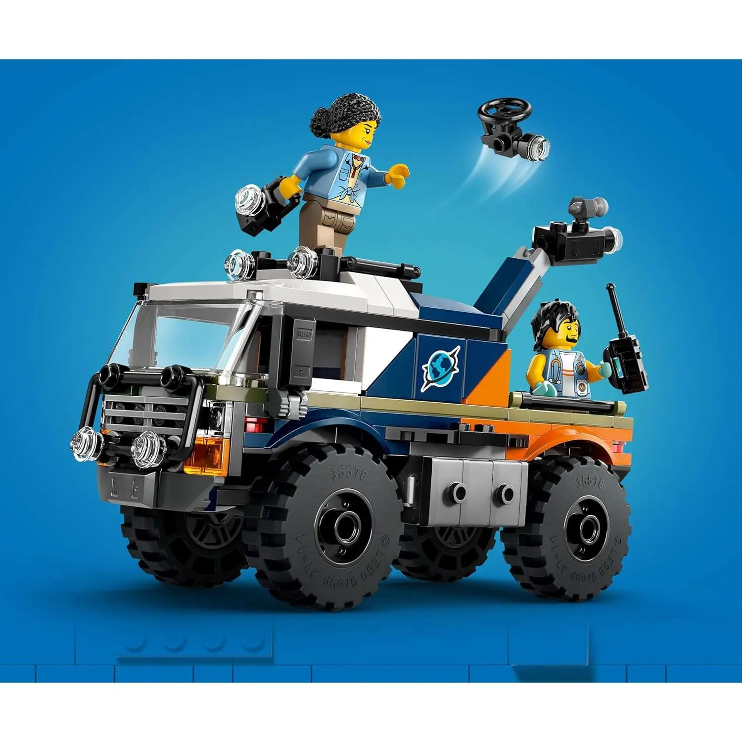 Конструктор LEGO City Вездеход исследователя джунглей
