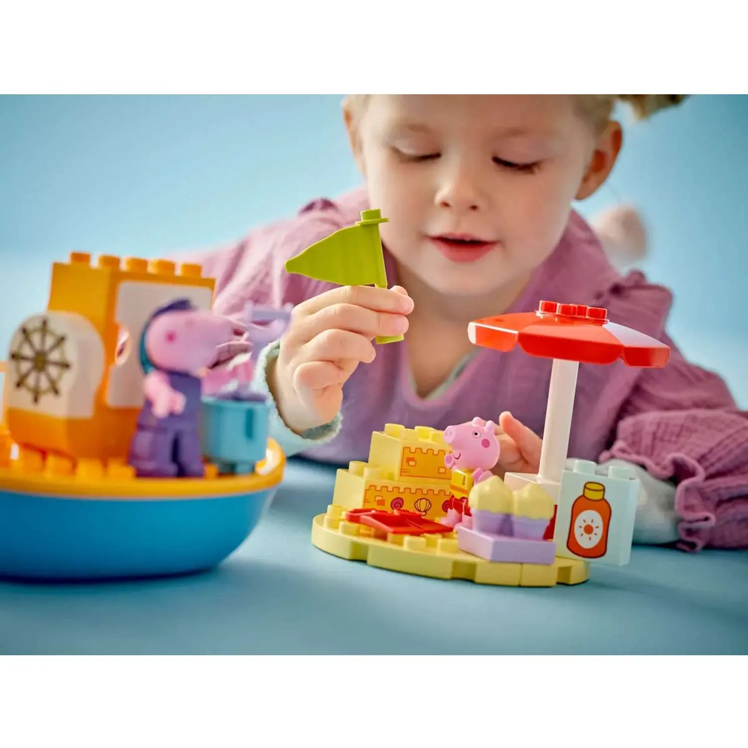 Конструктор LEGO Duplo Путешествие на лодке со Свинкой Пеппой