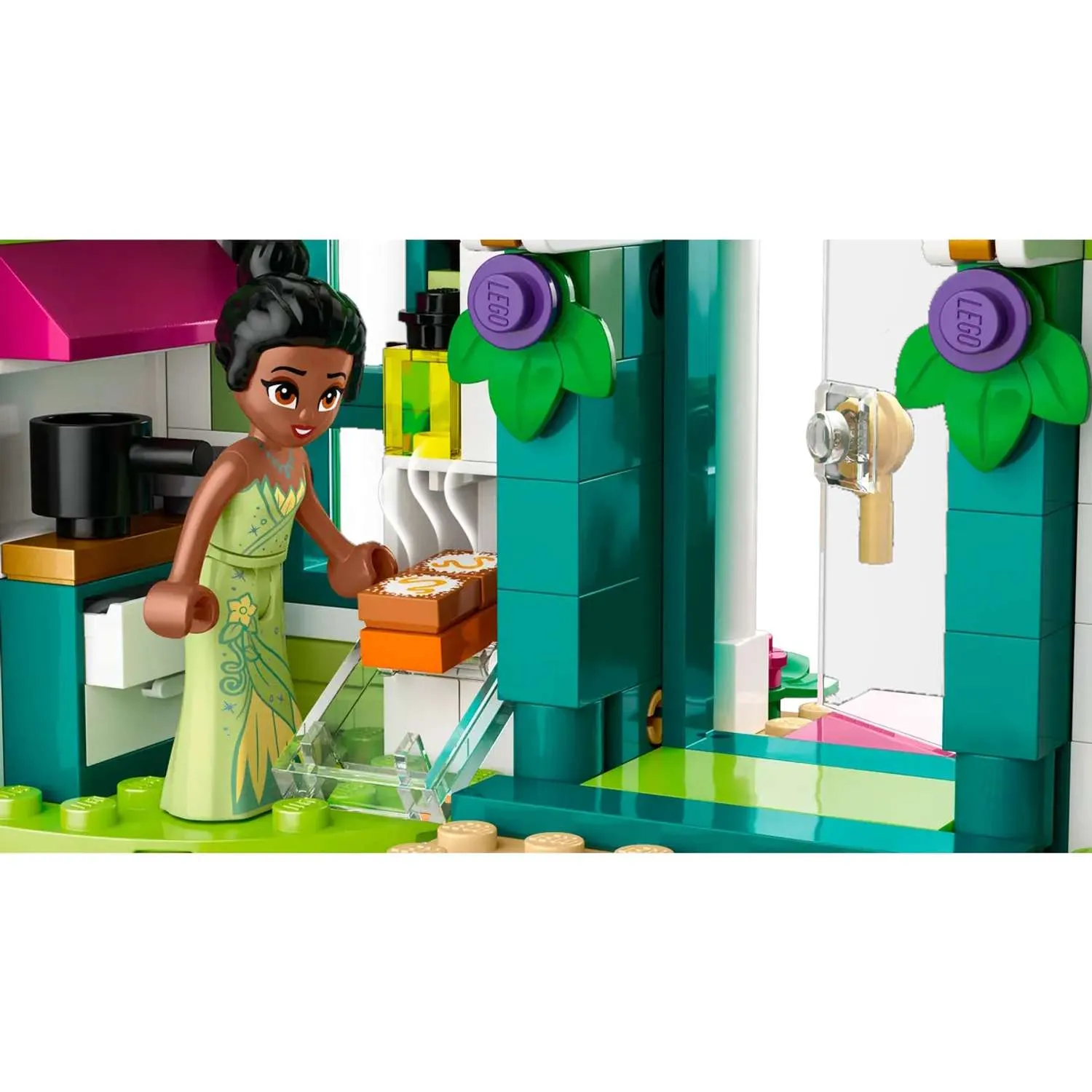 Конструктор LEGO Disney Приключения на рынке
